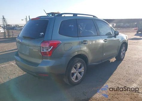2015 Subaru Forester 2.5I из США, поврежденный, VIN JF2SJABCXFH521614